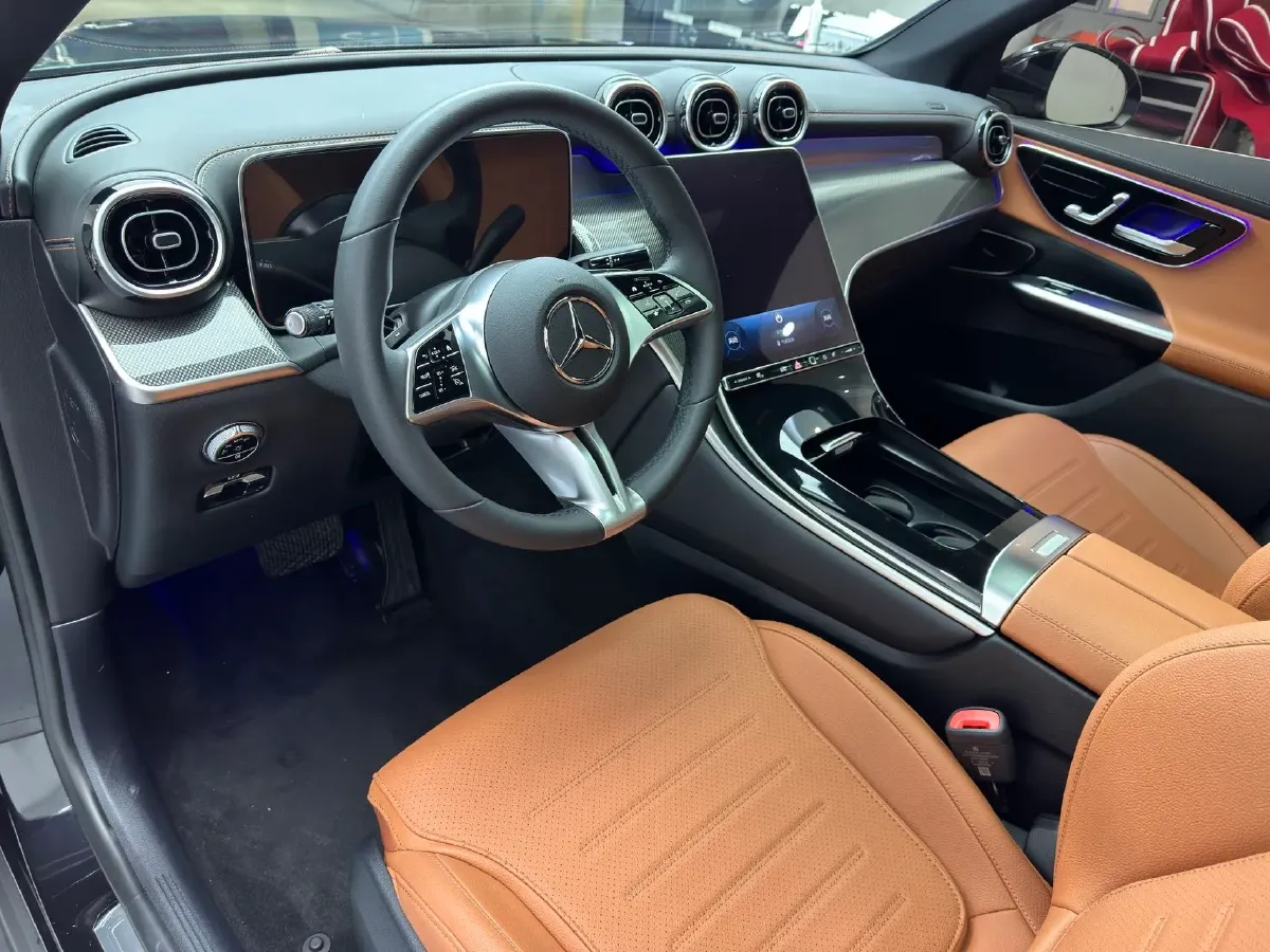 2024 Mercedes-Benz GLC Class 2.0T 204HP L4 9AT,autocango,china used car exporter,china ev exporter,chinese used car exporter,chinese used ev exporter