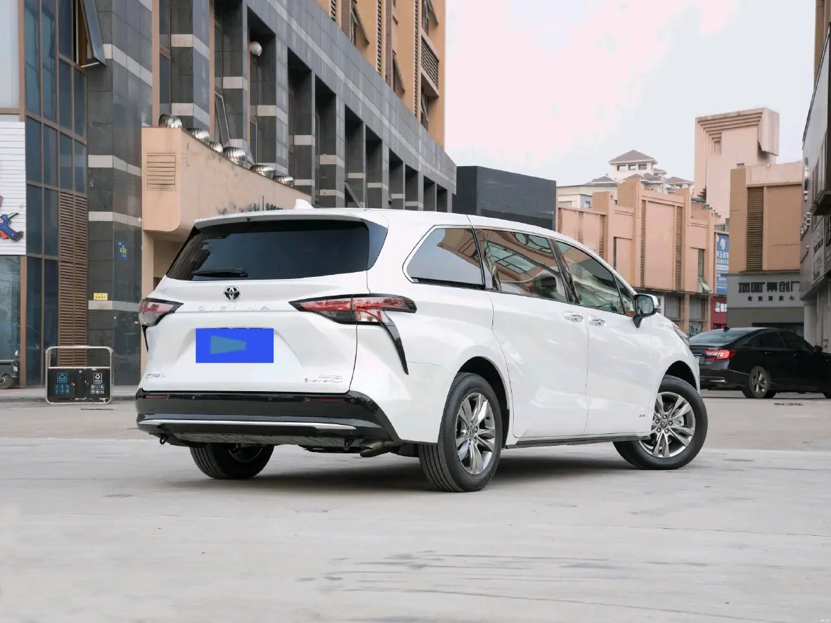 2024 Toyota Sienna 2.5L 189HP L4 E-CVT Hybrid,autocango,china used car exporter,china ev exporter,chinese used car exporter,chinese used ev exporter