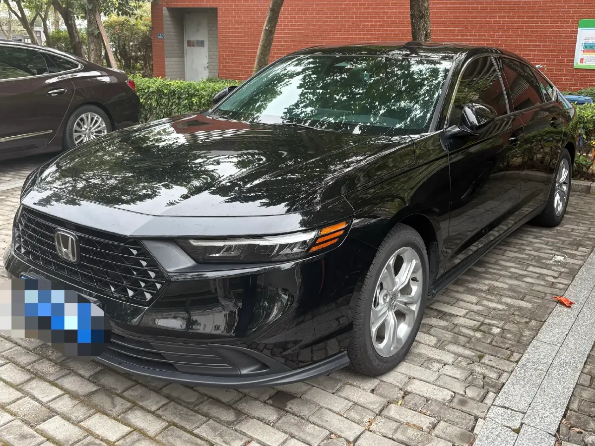 2023 Honda Accord 1.5T 192HP L4 CVT