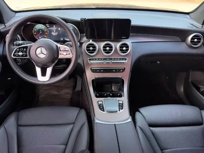 2020 Mercedes-Benz GLC Class 2.0T 258HP L4 9AT,autocango,china used car exporter,china ev exporter,chinese used car exporter,chinese used ev exporter