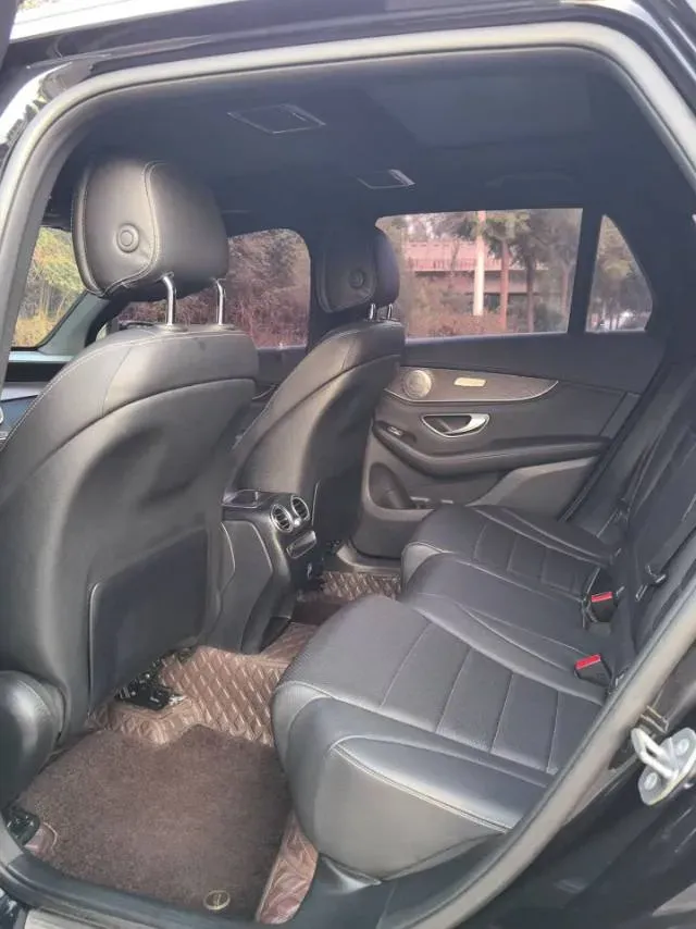 2020 Mercedes-Benz GLC Class 2.0T 258HP L4 9AT,autocango,china used car exporter,china ev exporter,chinese used car exporter,chinese used ev exporter