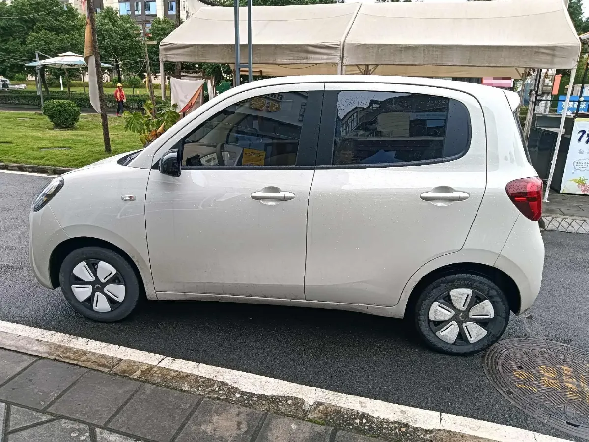 2025 WuLing HongGuang MINI EV BEV 16.2KWH,autocango,china used car exporter,china ev exporter,chinese used car exporter,chinese used ev exporter