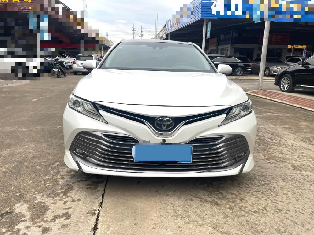 2019 Toyota Camry 2.5L 209HP L4 8AT,autocango,china used car exporter,china ev exporter,chinese used car exporter,chinese used ev exporter