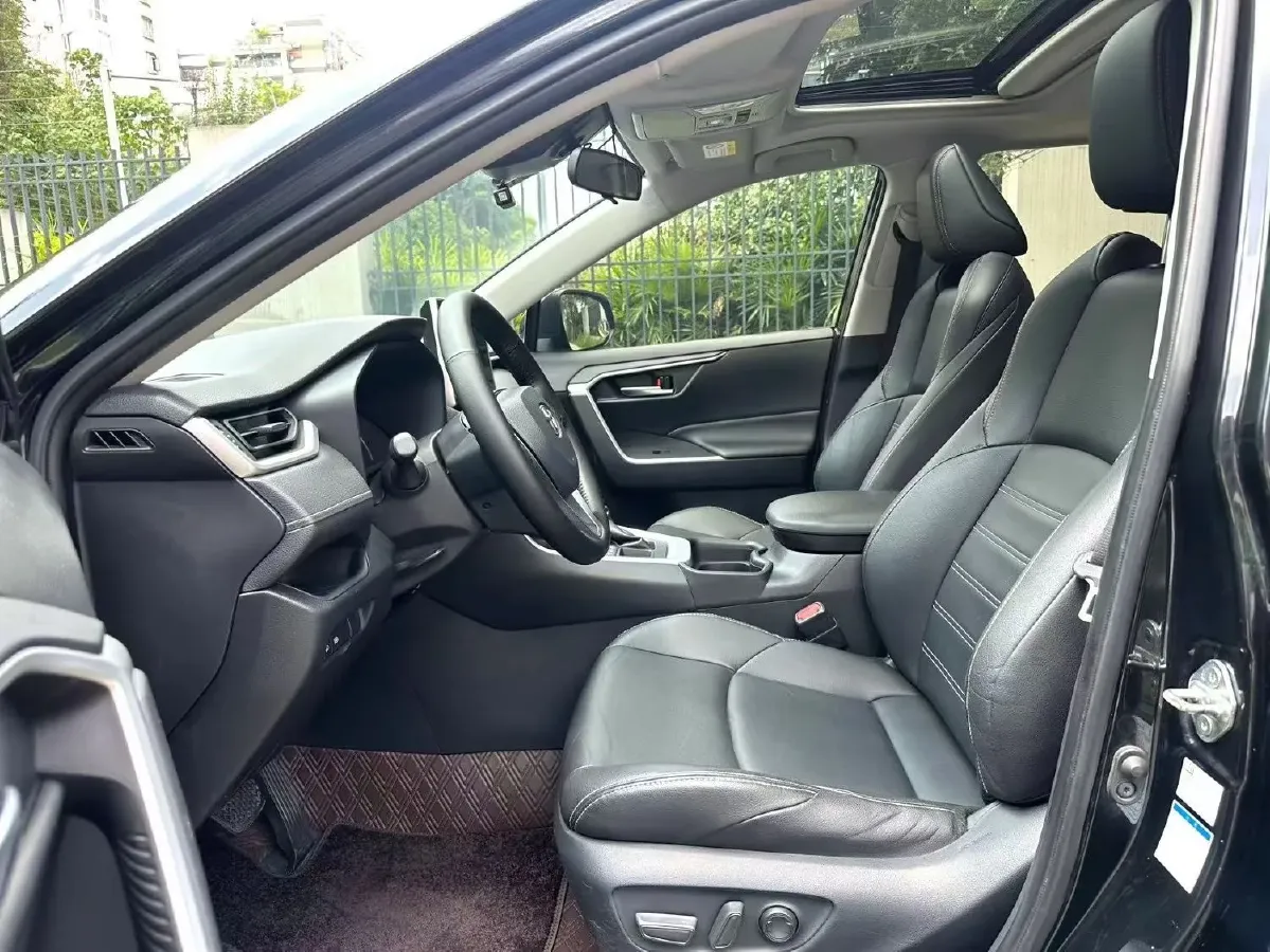 2020 Toyota Wildlander 2.0L 171HP L4 CVT,autocango,china used car exporter,china ev exporter,chinese used car exporter,chinese used ev exporter