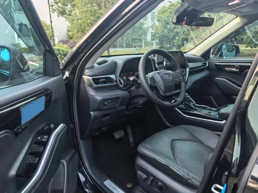 2022 Toyota Highlander 2.5L 192HP L4 E-CVT Hybrid,autocango,china used car exporter,china ev exporter,chinese used car exporter,chinese used ev exporter