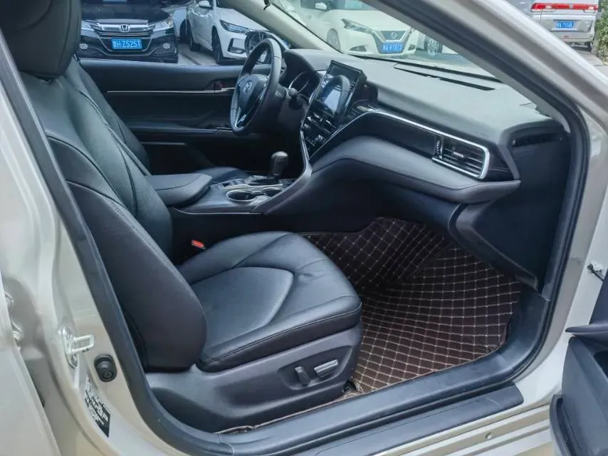 2021 Toyota Camry 2.5L 178HP L4 E-CVT Hybrid,autocango,china used car exporter,china ev exporter,chinese used car exporter,chinese used ev exporter