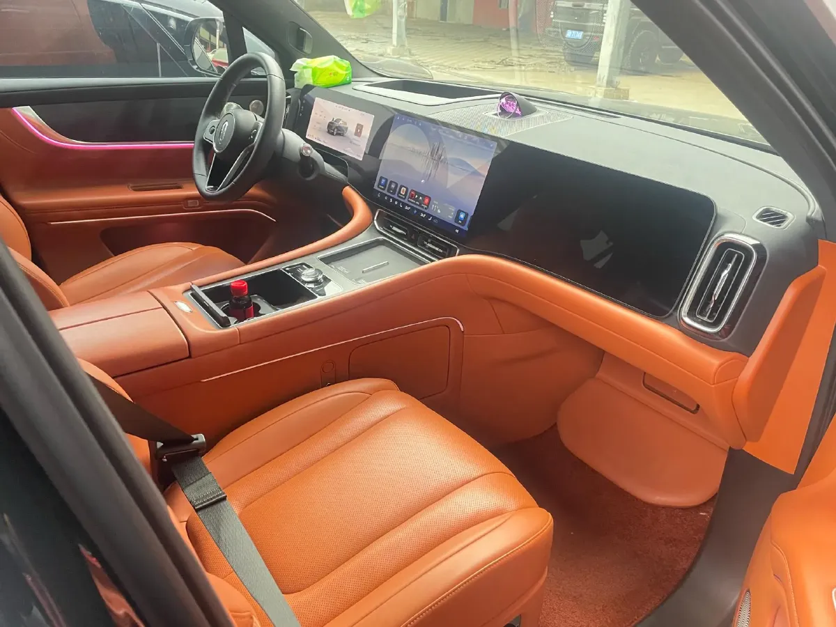 2024 AITO AITO M9 1.5T 152HP L4 REEV 42KWH,autocango,china used car exporter,china ev exporter,chinese used car exporter,chinese used ev exporter