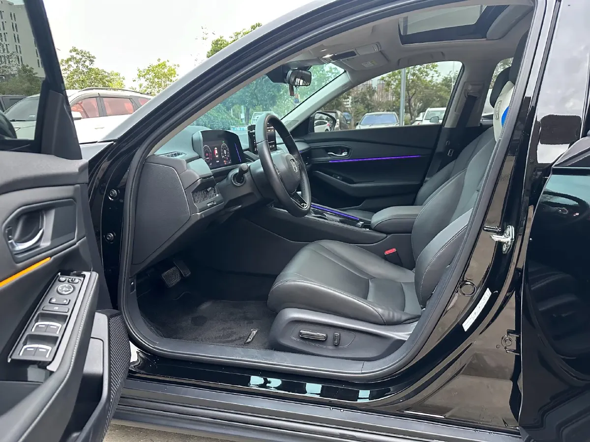 2023 Dongfeng PaLaSuo 2.0T 228HP L4 8AT,autocango,china used car exporter,china ev exporter,chinese used car exporter,chinese used ev exporter