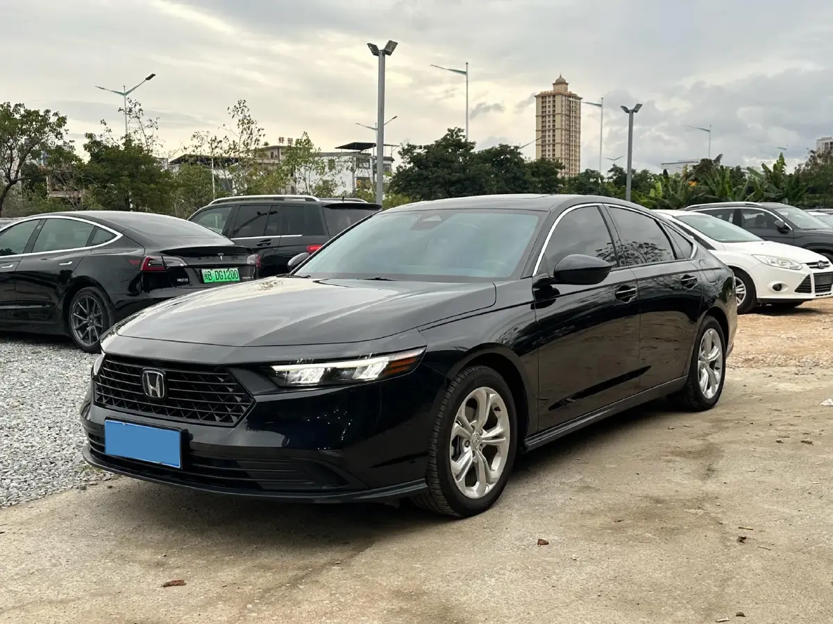 2023 Dongfeng PaLaSuo 2.0T 228HP L4 8AT