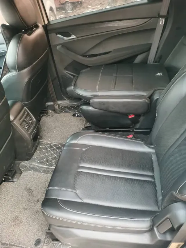 2018 BaoJun 360 1.5L 112HP L4 6MT,autocango,china used car exporter,china ev exporter,chinese used car exporter,chinese used ev exporter