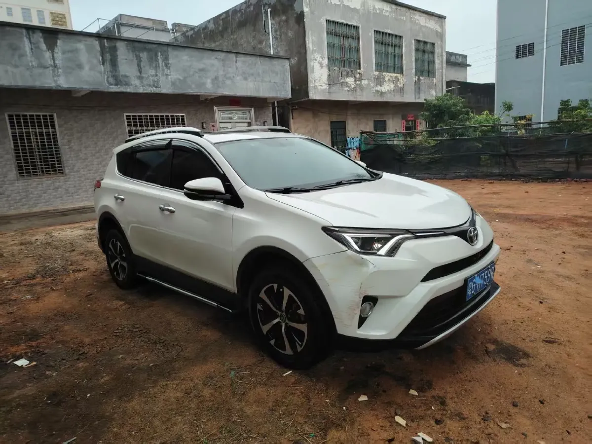 2016 Mitsubishi Outlander 2.0L 150HP L4 CVT,autocango,china used car exporter,china ev exporter,chinese used car exporter,chinese used ev exporter