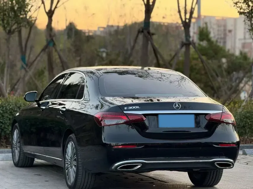 2023 Mercedes-Benz E Class 2.0T 258HP L4 9AT,autocango,china used car exporter,china ev exporter,chinese used car exporter,chinese used ev exporter