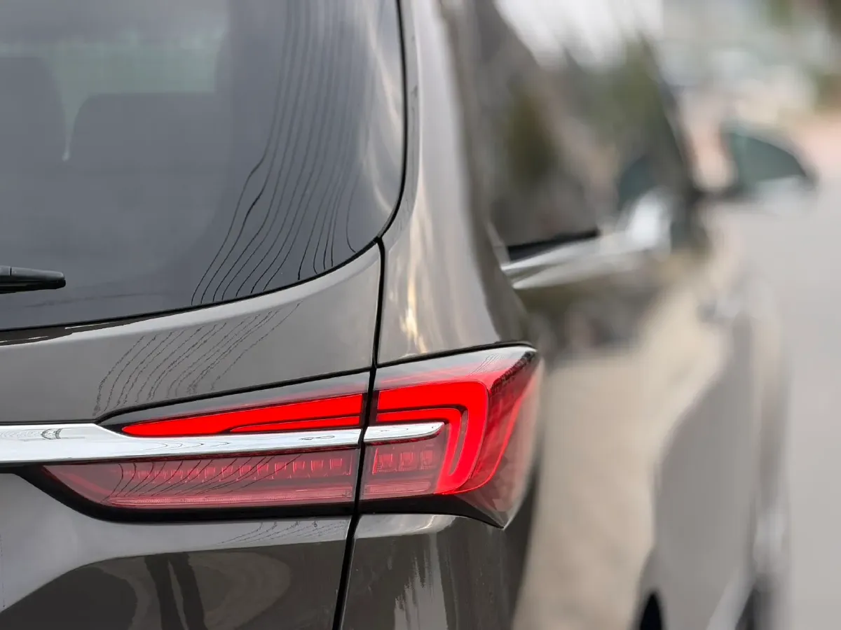 2021 Buick GL8 2.0T 237HP L4 9AT,autocango,china used car exporter,china ev exporter,chinese used car exporter,chinese used ev exporter