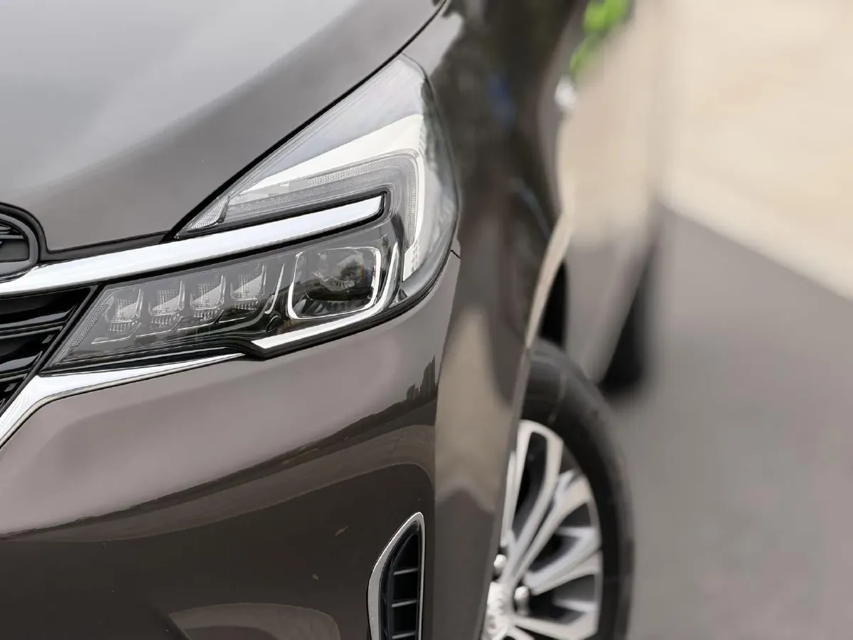 2021 Buick GL8 2.0T 237HP L4 9AT,autocango,china used car exporter,china ev exporter,chinese used car exporter,chinese used ev exporter