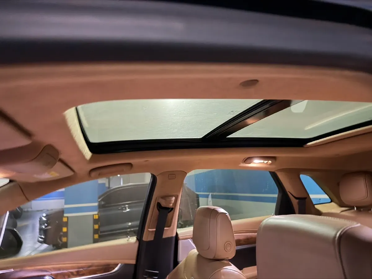 2021 Cadillac XT5 2.0T 237HP L4 9AT,autocango,china used car exporter,china ev exporter,chinese used car exporter,chinese used ev exporter