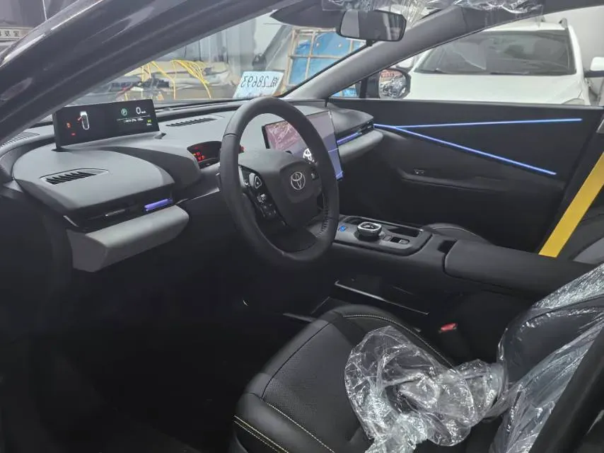 2025 Toyota bZ5 BEV,autocango,china used car exporter,china ev exporter,chinese used car exporter,chinese used ev exporter