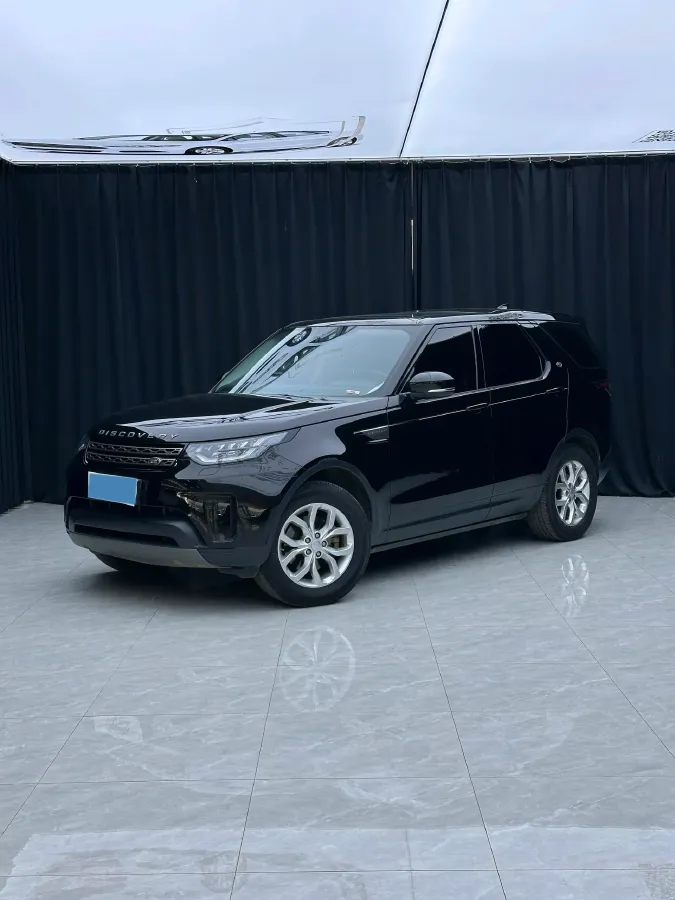 2018 Land Rover Discovery 2.0T 300HP L4 8AT,autocango,china used car exporter,china ev exporter,chinese used car exporter,chinese used ev exporter