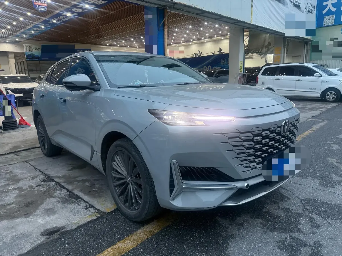 2021 ChangAn UNI-K 2.0T 233HP L4 8AT,autocango,china used car exporter,china ev exporter,chinese used car exporter,chinese used ev exporter