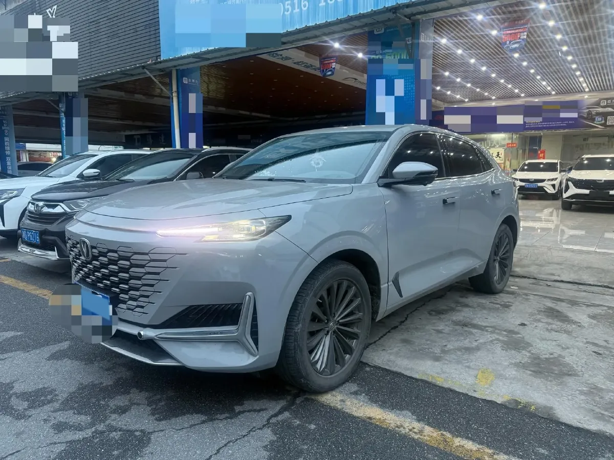 2021 ChangAn UNI-K 2.0T 233HP L4 8AT,autocango,china used car exporter,china ev exporter,chinese used car exporter,chinese used ev exporter