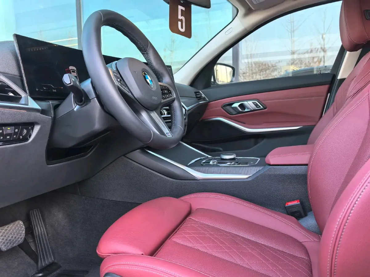 2024 BMW 3 Series 2.0T 184HP L4 8AT,autocango,china used car exporter,china ev exporter,chinese used car exporter,chinese used ev exporter