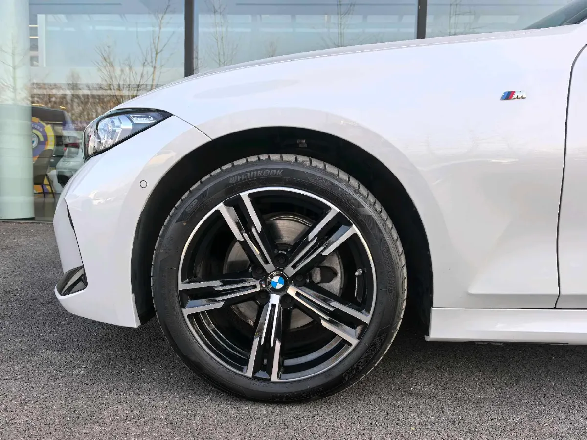 2024 BMW 3 Series 2.0T 184HP L4 8AT,autocango,china used car exporter,china ev exporter,chinese used car exporter,chinese used ev exporter