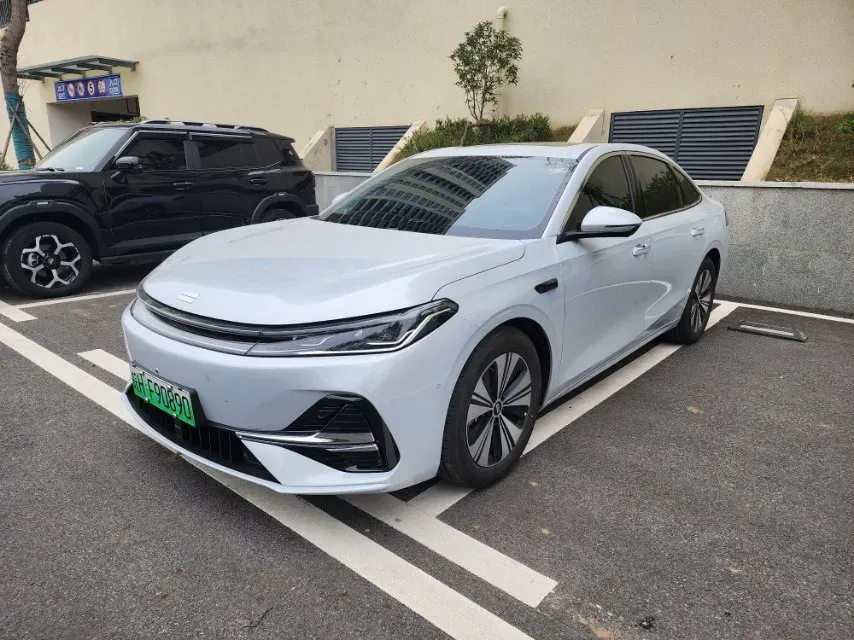 2025 Geely Galaxy A7 1.5L 112HP L4 1DHT PHEV,autocango,china used car exporter,china ev exporter,chinese used car exporter,chinese used ev exporter