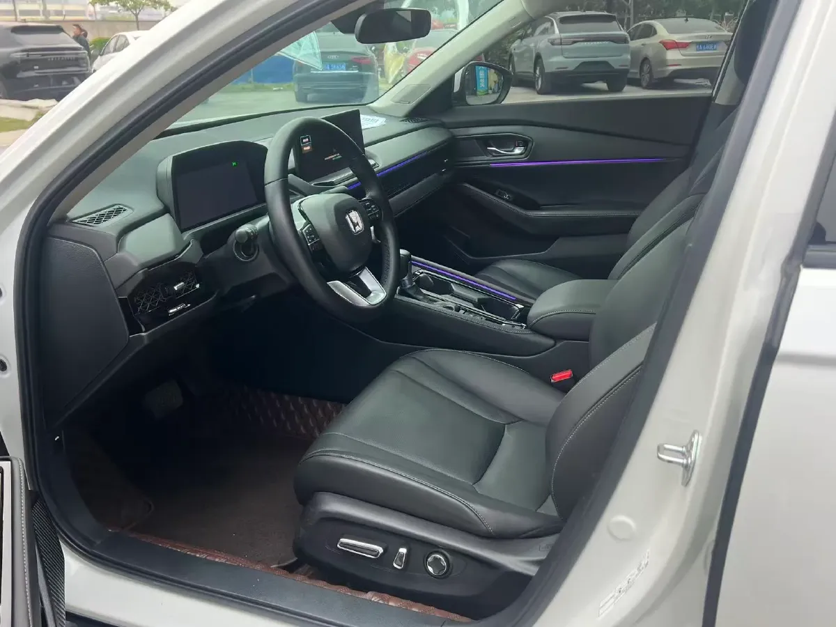 2023 Honda Accord 1.5T 192HP L4 CVT,autocango,china used car exporter,china ev exporter,chinese used car exporter,chinese used ev exporter