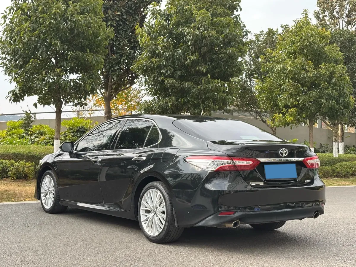 2019 Toyota Camry 2.5L 209HP L4 8AT,autocango,china used car exporter,china ev exporter,chinese used car exporter,chinese used ev exporter