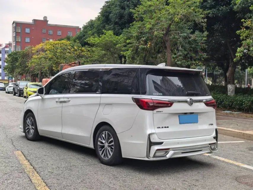 2021 Buick GL8 2.0T 237HP L4 9AT,autocango,china used car exporter,china ev exporter,chinese used car exporter,chinese used ev exporter
