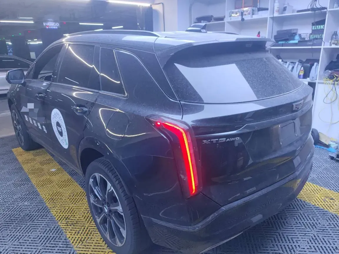 2025 Cadillac XT5 2.0T 237HP L4 9AT,autocango,china used car exporter,china ev exporter,chinese used car exporter,chinese used ev exporter