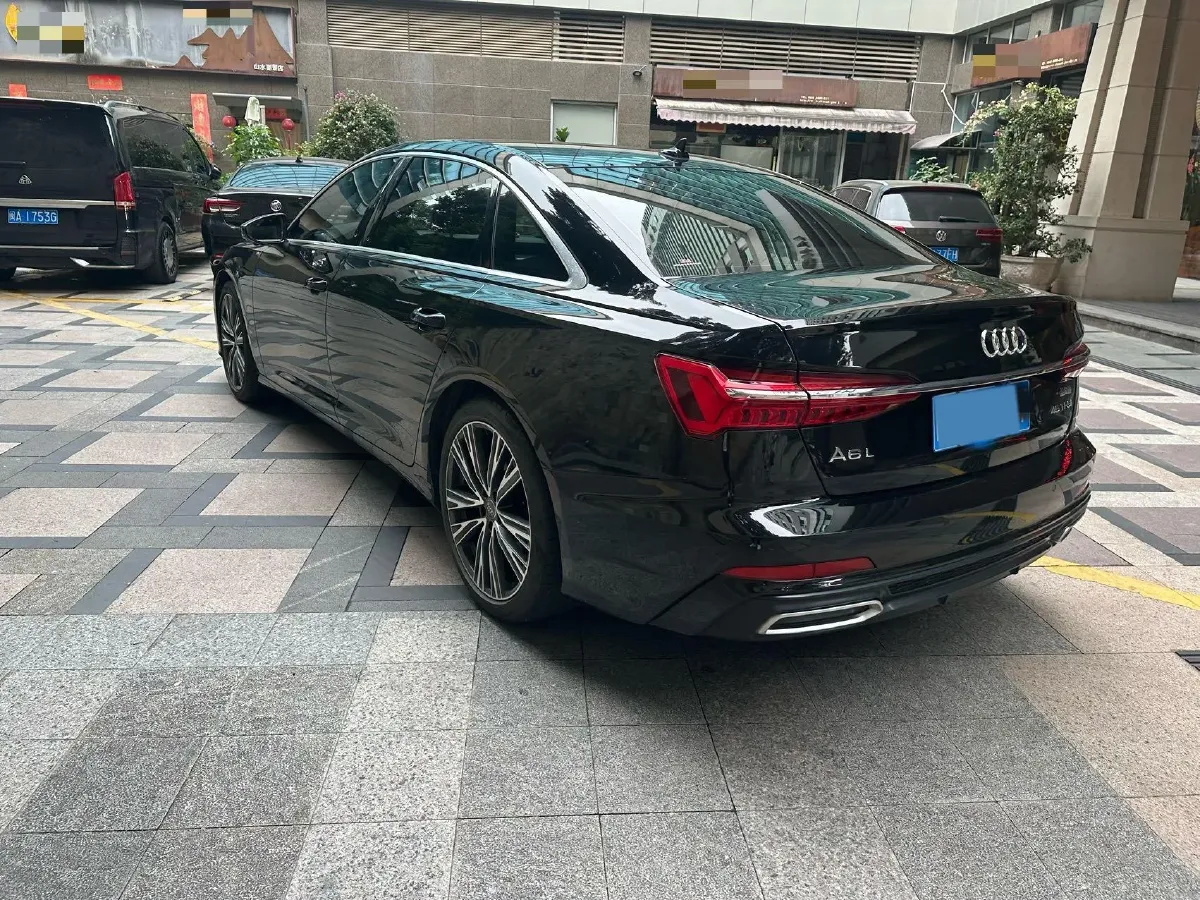2021 Audi A6L 2.0T 224HP L4 7DCT,autocango,china used car exporter,china ev exporter,chinese used car exporter,chinese used ev exporter