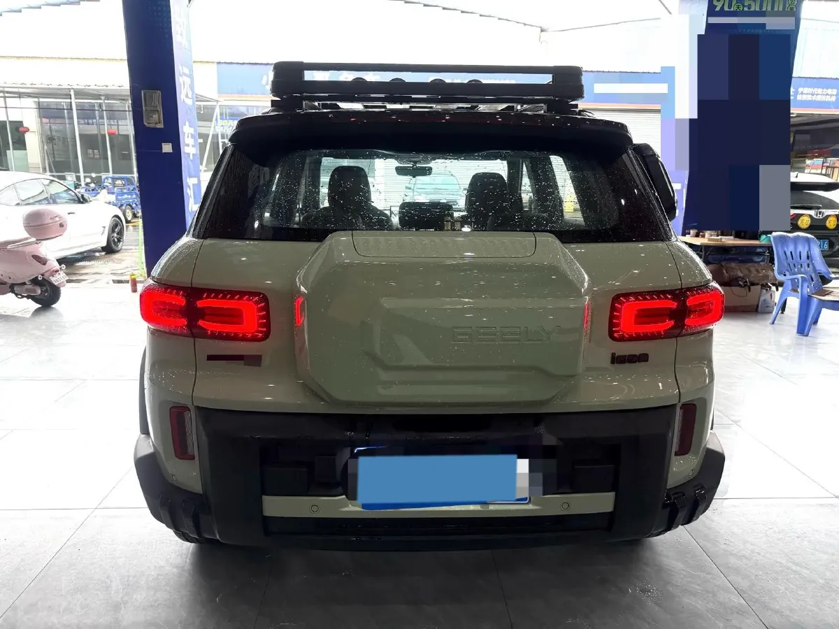 2025 Geely Cowboy 1.5T 181HP L4 7DCT,autocango,china used car exporter,china ev exporter,chinese used car exporter,chinese used ev exporter