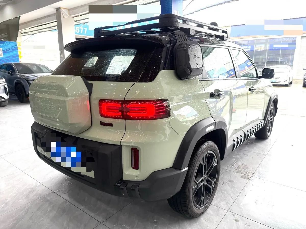 2025 Geely Cowboy 1.5T 181HP L4 7DCT,autocango,china used car exporter,china ev exporter,chinese used car exporter,chinese used ev exporter