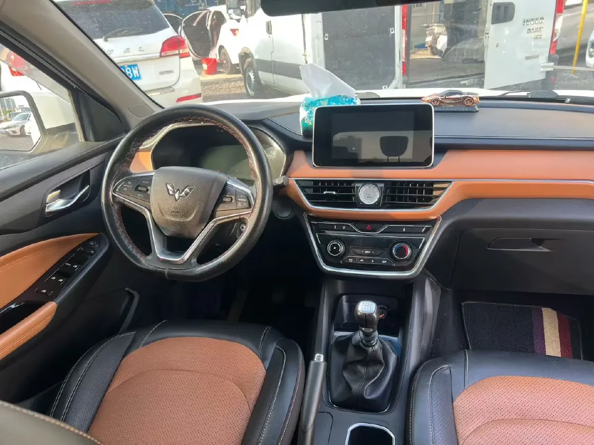 2018 WuLing HongGuang S3 1.5T 150HP L4 6MT,autocango,china used car exporter,china ev exporter,chinese used car exporter,chinese used ev exporter