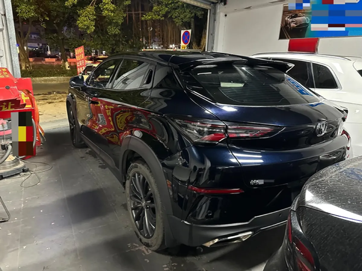 2022 ChangAn UNI-T 1.5T 188HP L4 7DCT,autocango,china used car exporter,china ev exporter,chinese used car exporter,chinese used ev exporter