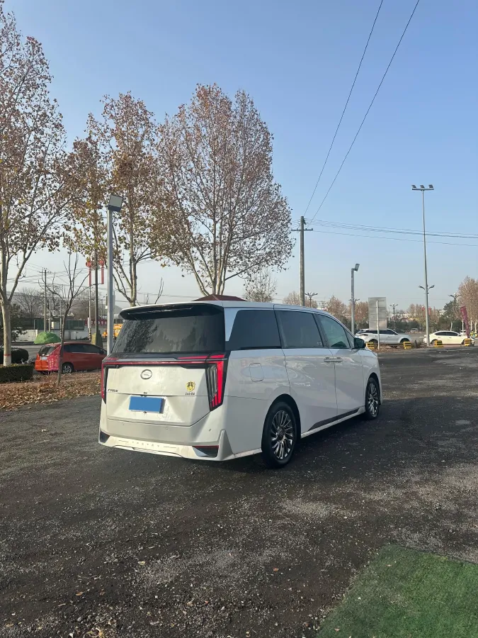 2023 GAC Trumpchi M8 2.0T 252HP L4 8AT,autocango,china used car exporter,china ev exporter,chinese used car exporter,chinese used ev exporter