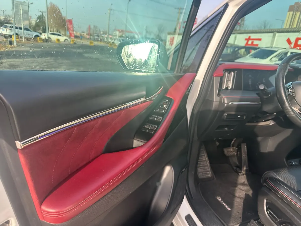 2023 GAC Trumpchi M8 2.0T 252HP L4 8AT,autocango,china used car exporter,china ev exporter,chinese used car exporter,chinese used ev exporter