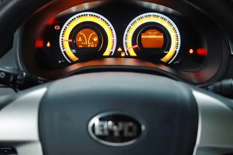 2020 BYD F3 1.5L 109HP L4 5MT,autocango,china used car exporter,china ev exporter,chinese used car exporter,chinese used ev exporter