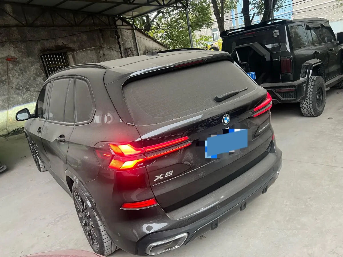 2023 BMW X5 3.0T 381HP L6 8AT,autocango,china used car exporter,china ev exporter,chinese used car exporter,chinese used ev exporter