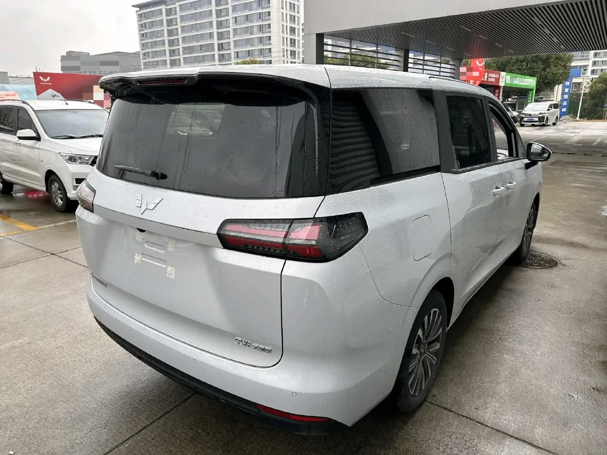 2025 Geely Galaxy L6 1.5L 112HP L4 1DHT PHEV 19.09KWH,autocango,china used car exporter,china ev exporter,chinese used car exporter,chinese used ev exporter