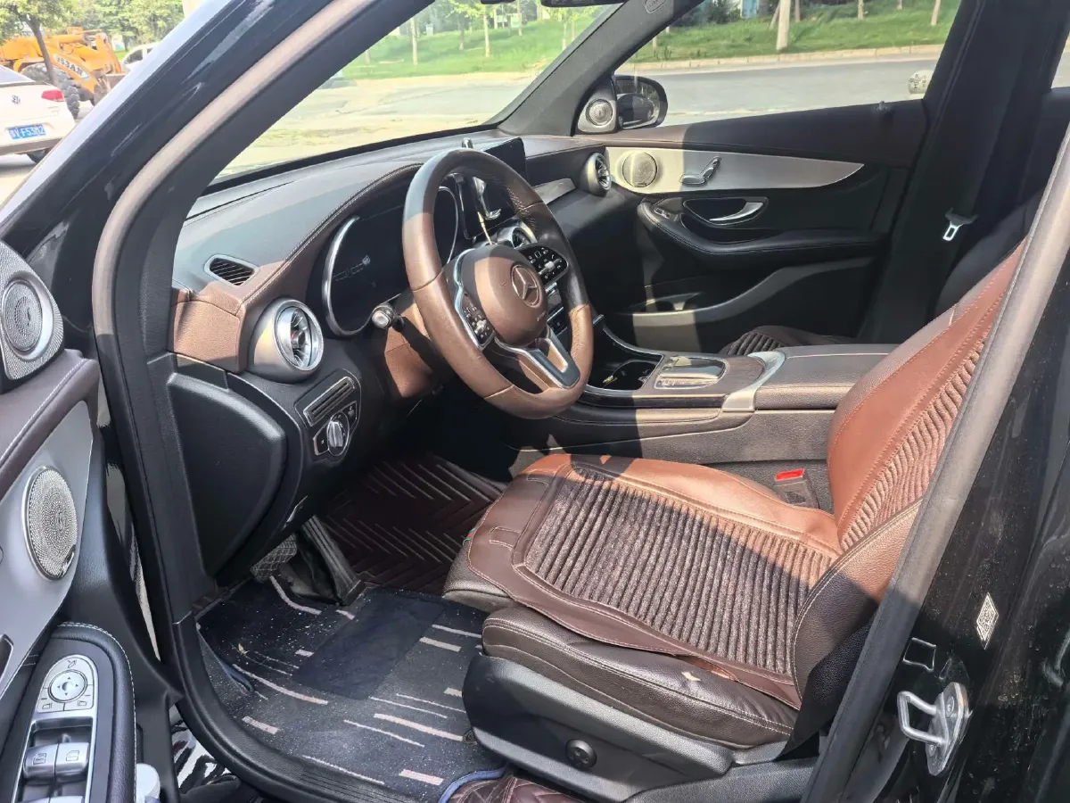 2020 Mercedes-Benz GLC Class 2.0T 197HP L4 9AT,autocango,china used car exporter,china ev exporter,chinese used car exporter,chinese used ev exporter