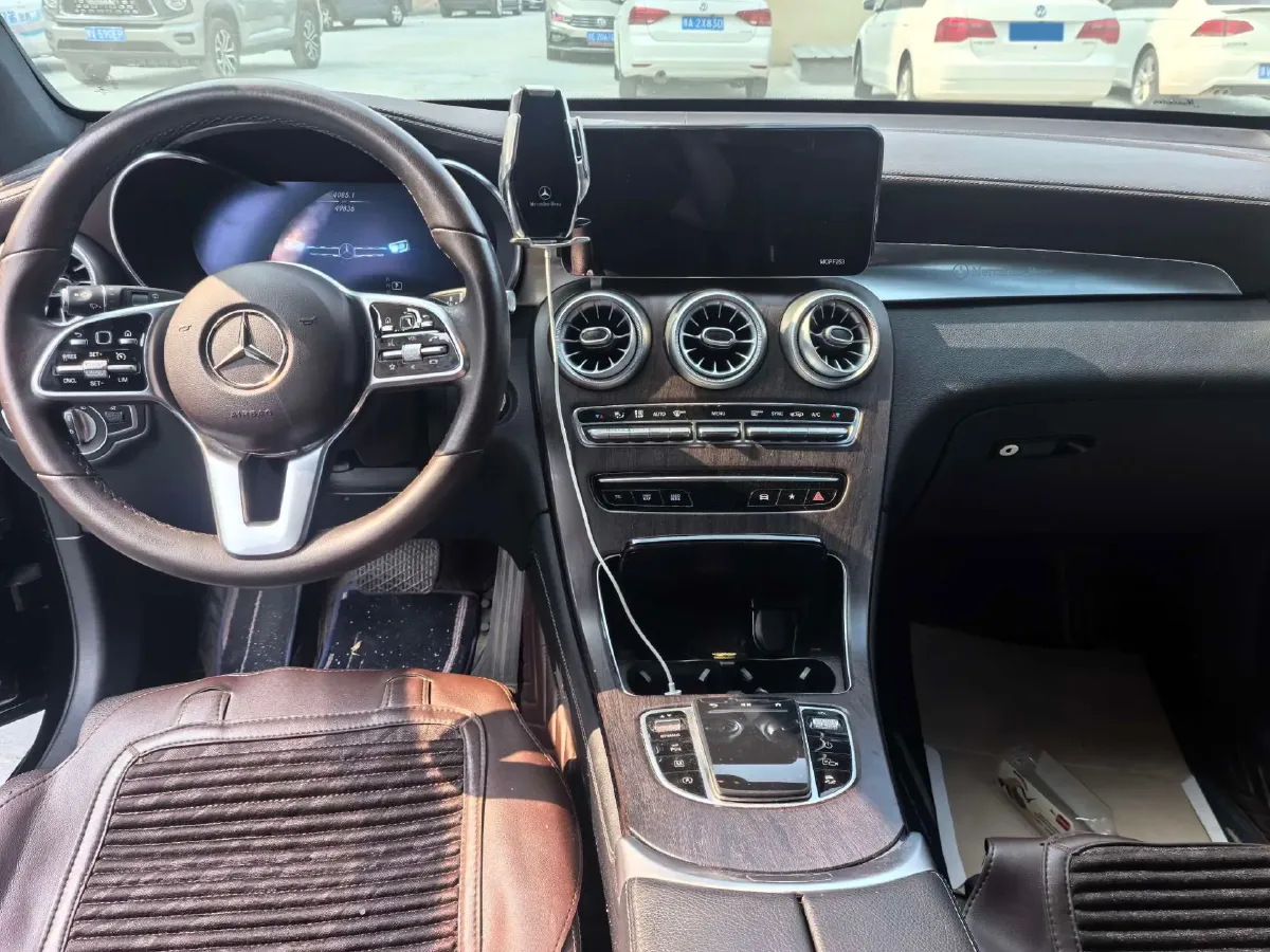 2020 Mercedes-Benz GLC Class 2.0T 197HP L4 9AT,autocango,china used car exporter,china ev exporter,chinese used car exporter,chinese used ev exporter