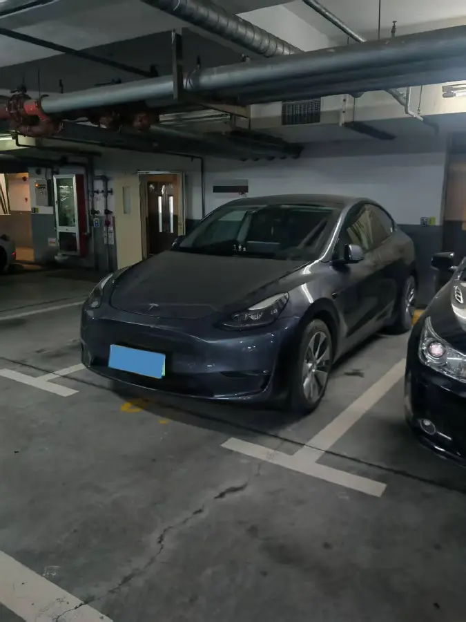 2021 Tesla Model Y BEV 60KWH