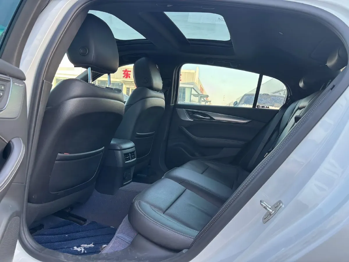 2022 Cadillac CT5 2.0T 237HP L4 10AT,autocango,china used car exporter,china ev exporter,chinese used car exporter,chinese used ev exporter