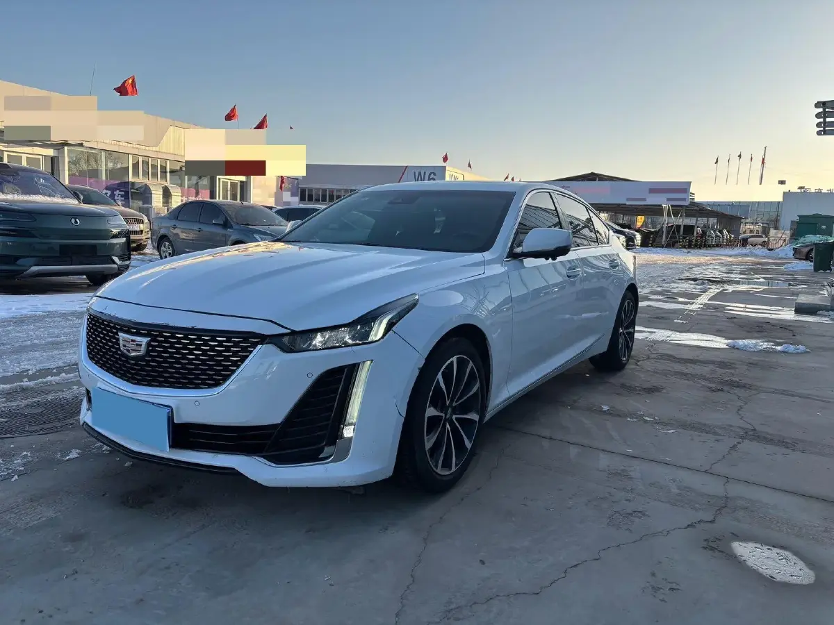 2022 Cadillac CT5 2.0T 237HP L4 10AT 2022 Cadillac CT5 2.0T 237HP L4 10AT