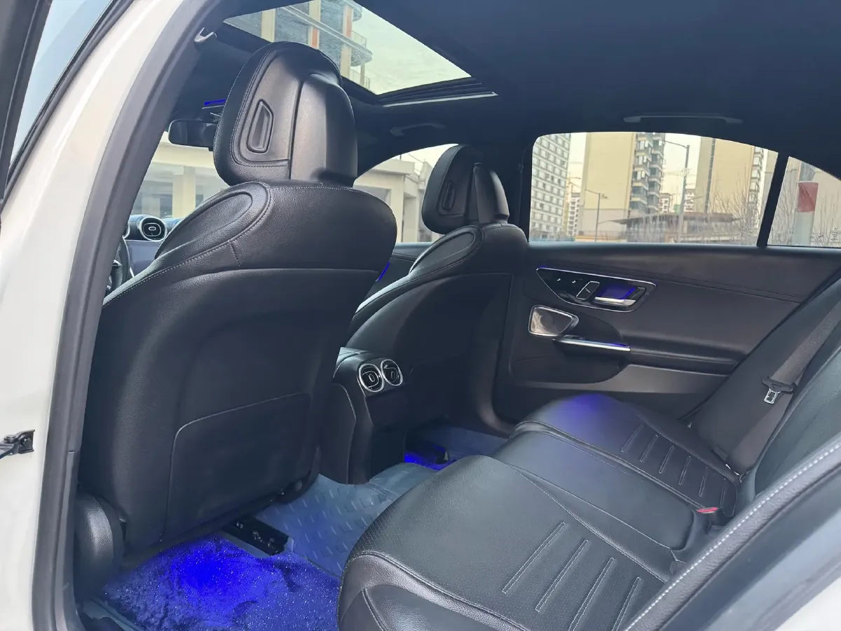 2022 Mercedes-Benz C Class 1.5T 170HP L4 9AT,autocango,china used car exporter,china ev exporter,chinese used car exporter,chinese used ev exporter