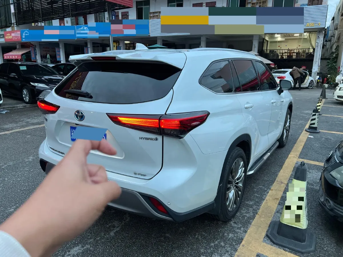 2022 Toyota Highlander 2.5L 192HP L4 E-CVT Hybrid,autocango,china used car exporter,china ev exporter,chinese used car exporter,chinese used ev exporter