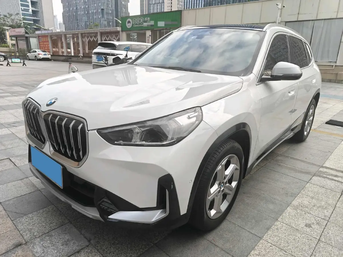 2023 BMW X1 1.5T 156HP L3 7DCT 2023 BMW X1 1.5T 156HP L3 7DCT