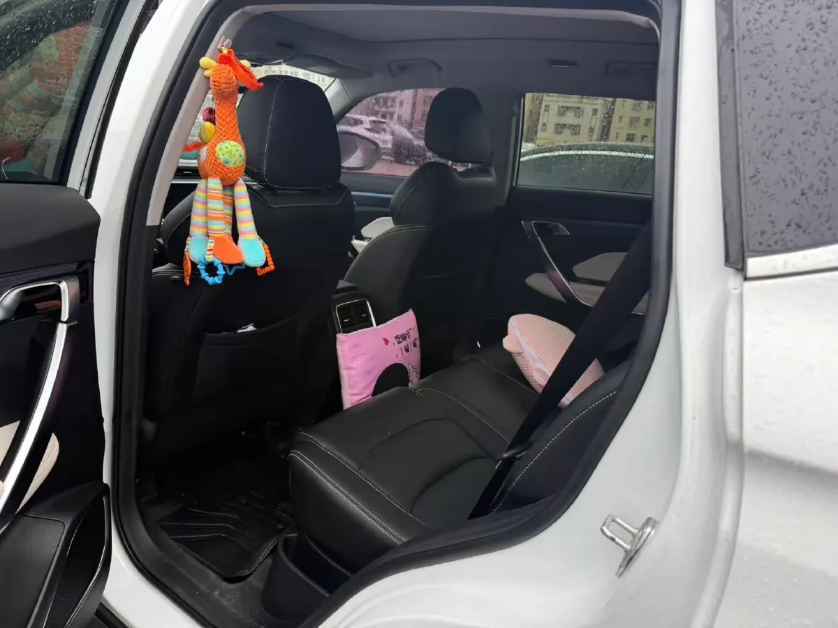 2022 Geely Azkarra 1.8T 184HP L4 7DCT,autocango,china used car exporter,china ev exporter,chinese used car exporter,chinese used ev exporter