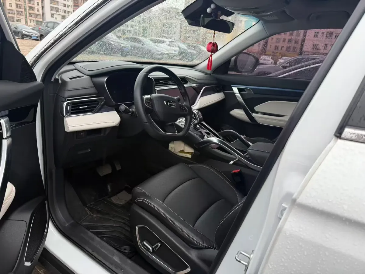 2022 Geely Azkarra 1.8T 184HP L4 7DCT,autocango,china used car exporter,china ev exporter,chinese used car exporter,chinese used ev exporter